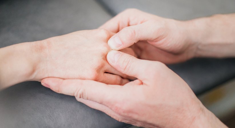 Abklärung und Therapie rheumatologischer Krankheitsbilder - Dr. Harald Leiss, FEFIM - Internist Baden bei Wien 2500