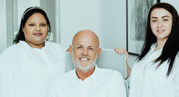 Dr. med. univ. et med. dent. Walther Thaler - Zahnarzt Linz 4020