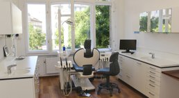 Priv.-Doz. Dr. Bernhard Pommer - Zahnarzt Wien 1200