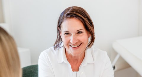 Dr. Selma Köffler-Frey - Orthopädin Wien 1130
