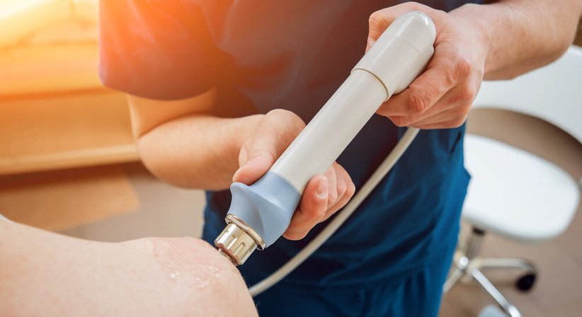 Stosswellentherapie fokussiert & radial - OA Dr. Philip Zeller - Orthopäde Baden 2500