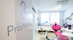 Dr. med. dent. Stefan Wuketich - Zahnarzt Wien 1160