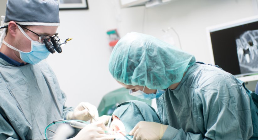 Dr. med. dent. Stefan Wuketich - Zahnarzt Wien 1160