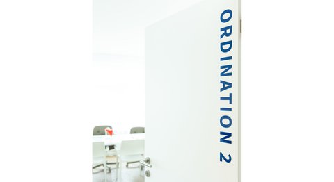 Dr. Ulrich Lanz, IOC Dip Sp Phy - Orthopäde Wien 1130