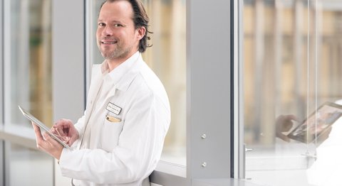 Priv.-Doz. Dr. Karl Philipp Mrak-Caamaño, MSc - Allgemeinchirurg Graz 8010