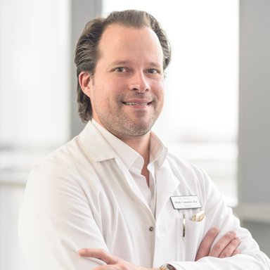 Priv.-Doz. Dr. Karl Philipp Mrak-Caamaño, MSc - Allgemeinchirurg Graz 8010
