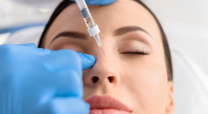 Ästhetische Eingriffe (u.a. Botox, Filler, Laserbehandlungen)
