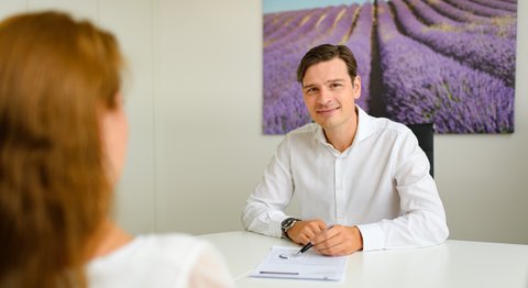 Prim. Priv.-Doz. Dr. Manfred Schmidt, FEBOPRAS - Plastischer Chirurg Linz 4020