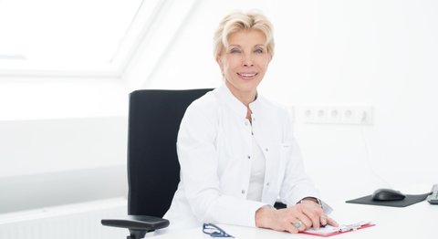 Prim. Univ. Prof. Dr. Susanne Binder - Augenärztin Wien 1220